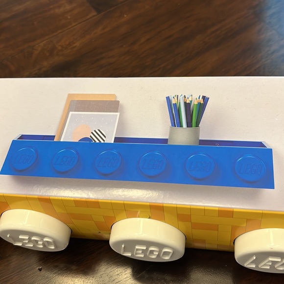 Lego Book Rack - Picture 3 of 4